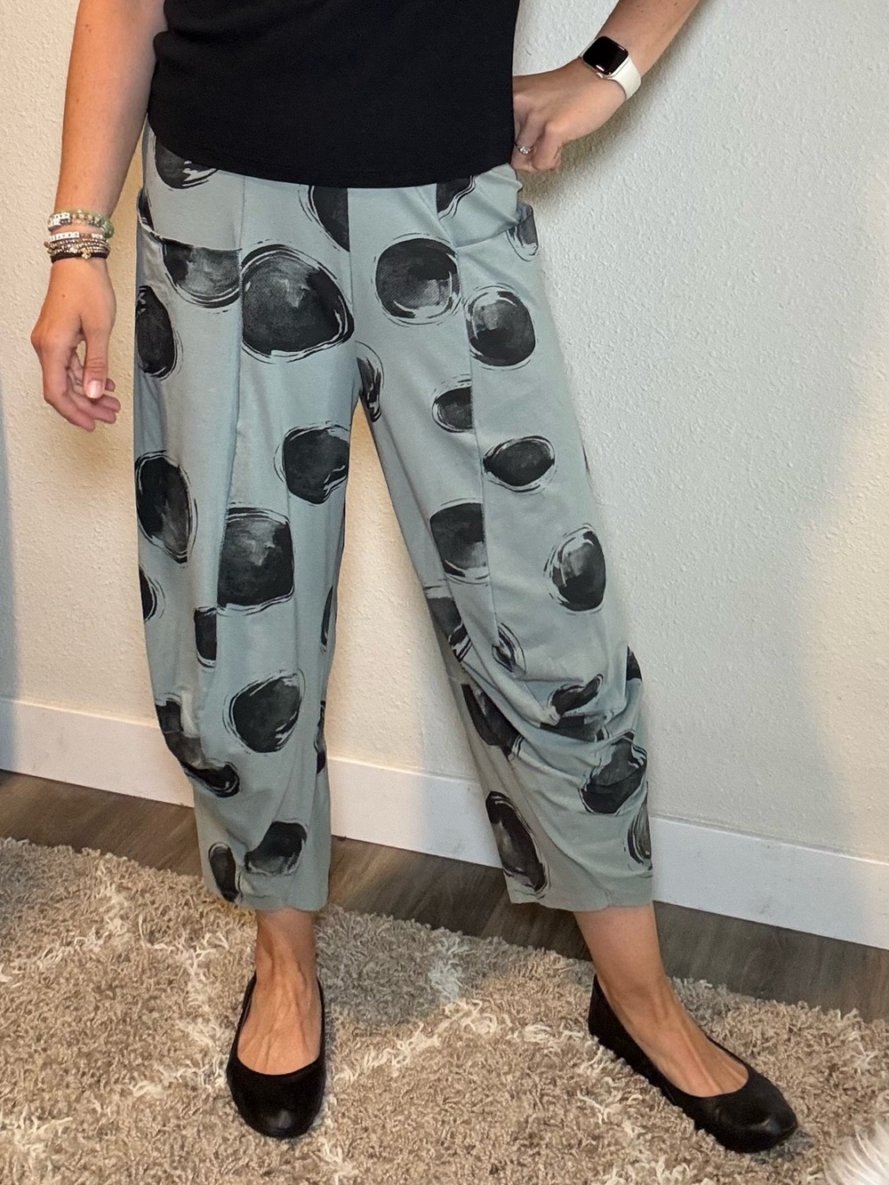NWT MM Matthildur Pocket Cropped Pants in Aqua Dots Print
